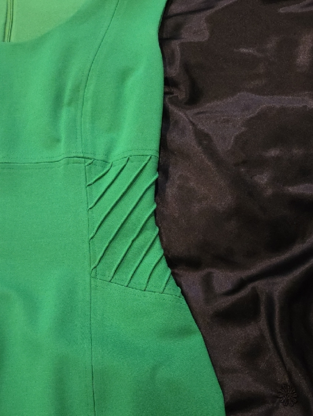 ANTONIO MELANI Emerald Green Cap-Sleeve Sheath Dress - Picture 3 of 7